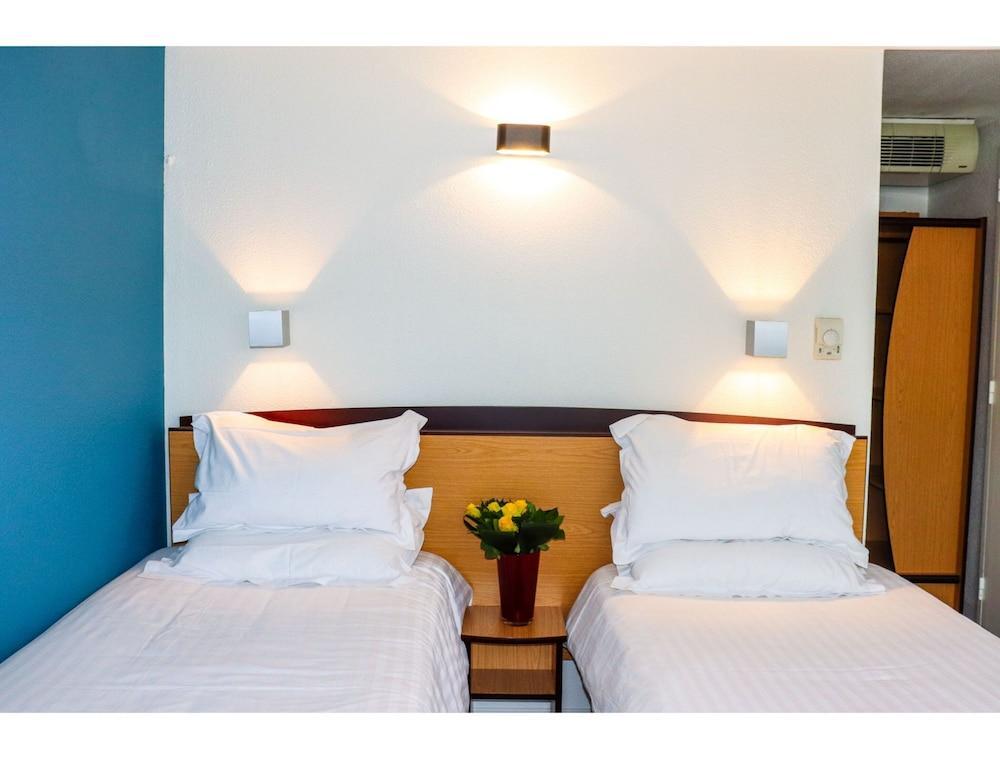 Kyriad Direct Hotel&restaurant 3* Roanne