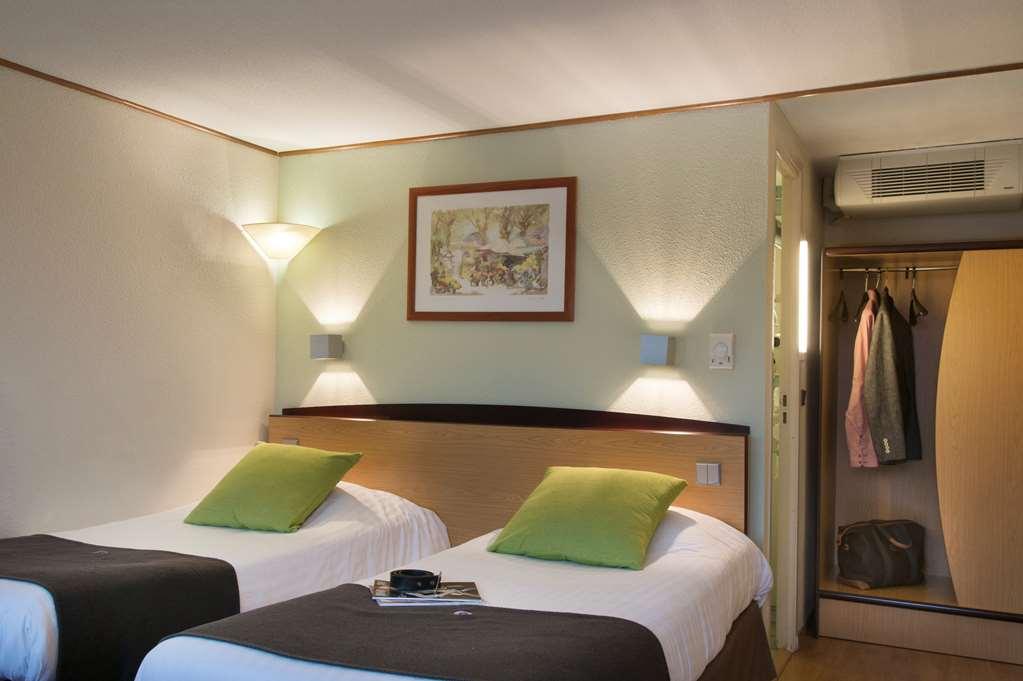 Hotel Kyriad Direct Hotel&restaurant 3*