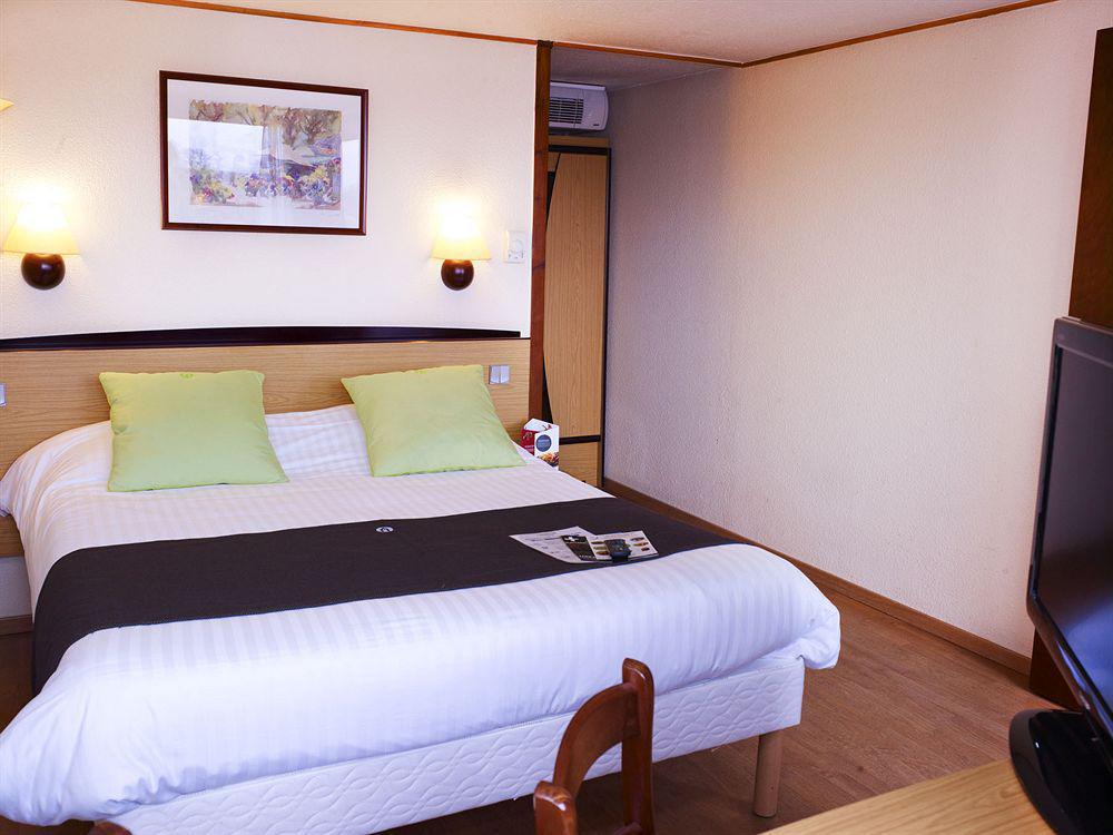 Hotel Kyriad Direct Hotel&restaurant 3*